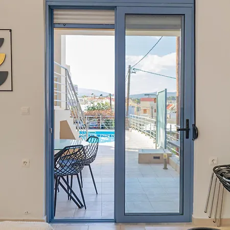 Kimi -new Listing With Sea Views! Apartment